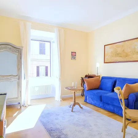 Elegantis Milos - Your Chic Retreat In Rom