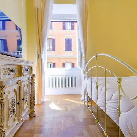 Elegantis Milos - Your Chic Retreat In Apartment