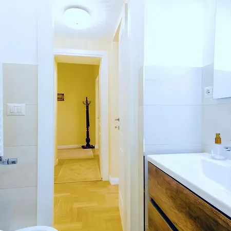 Apartment Elegantis Milos - Your Chic Retreat In