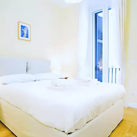 Elegantis Milos - Your Chic Retreat In Apartment
